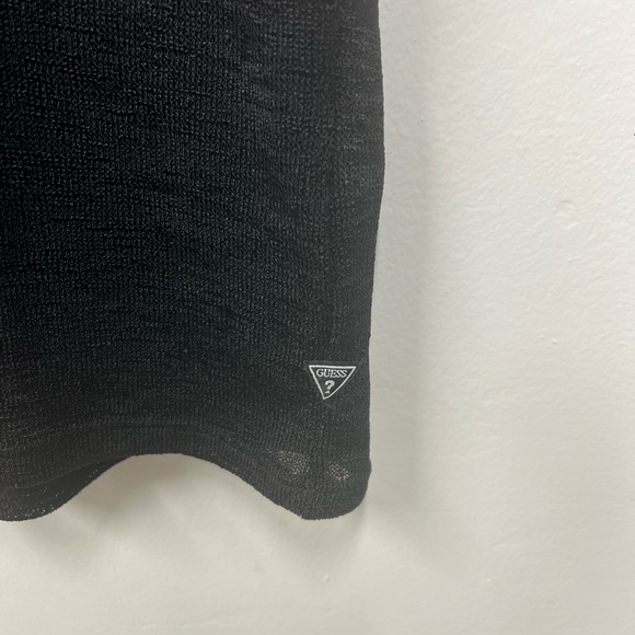 GUESS Men's V-Neck Tee Bundle - Set of 2 (Black & White) Size M - Picture 7 of 13